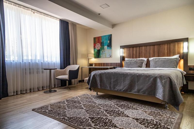 Avenue Park Hotel Yusufkhona 外观 照片