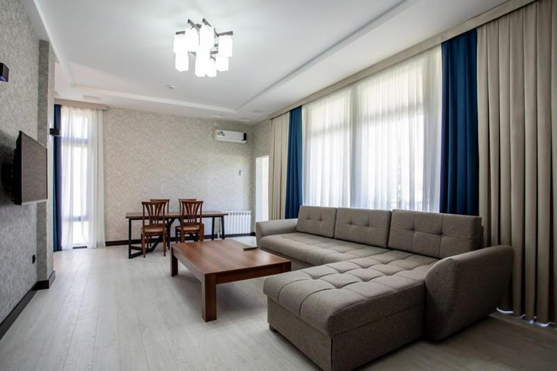 Avenue Park Hotel Yusufkhona 外观 照片