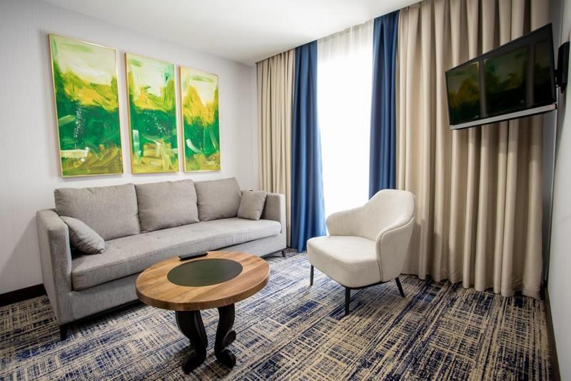 Avenue Park Hotel Yusufkhona 外观 照片