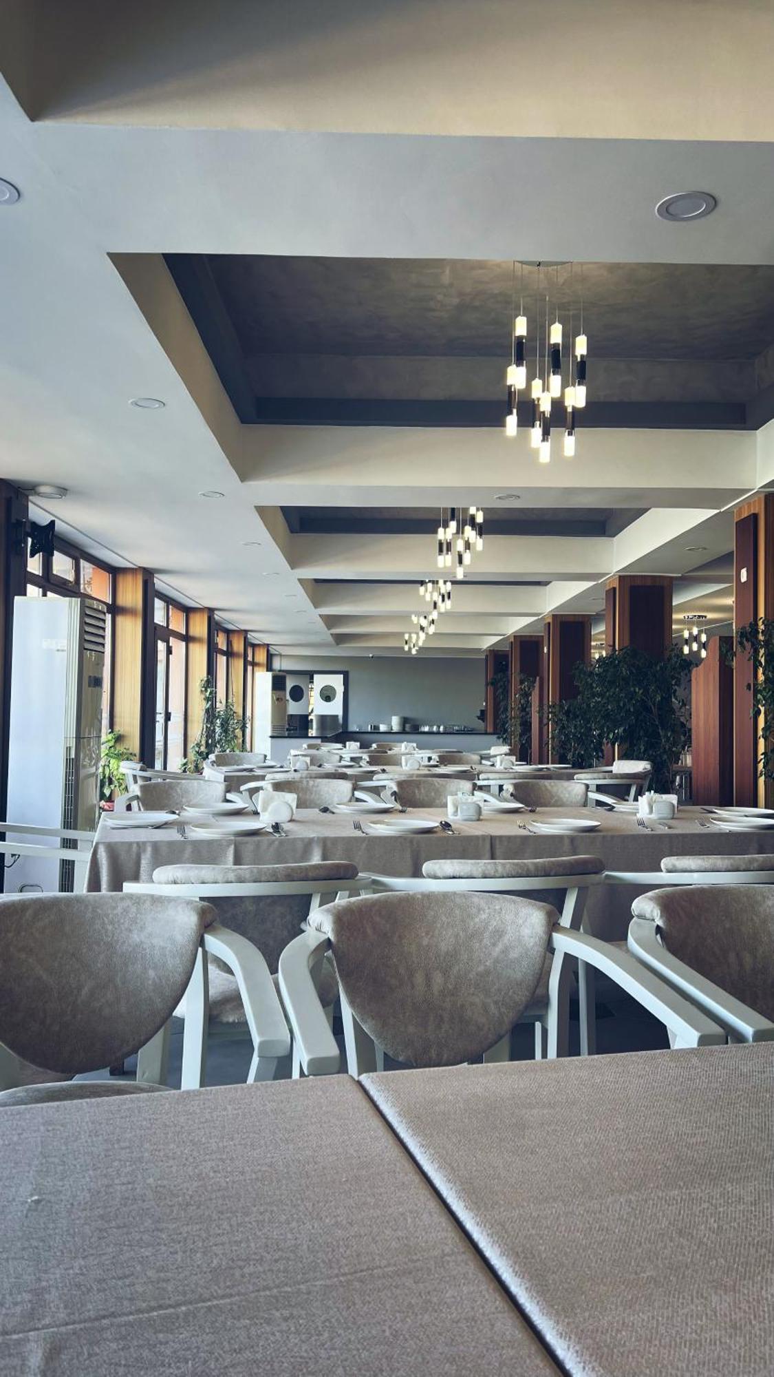 Avenue Park Hotel Yusufkhona 外观 照片